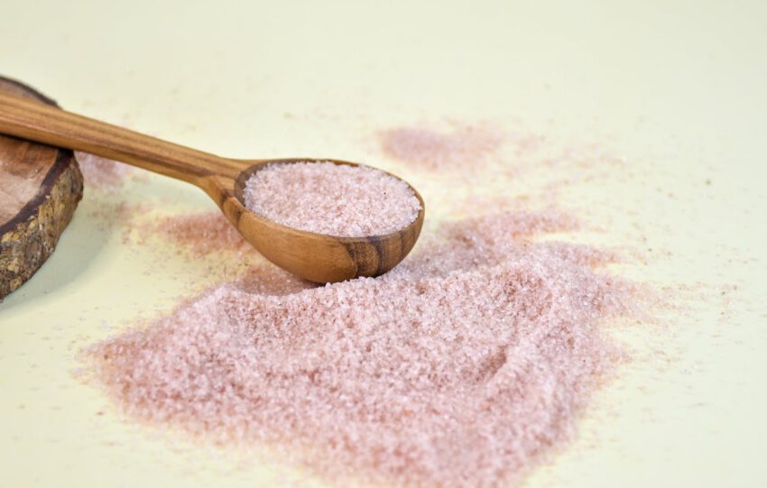 red salt health sodium heart himalayan pink salts